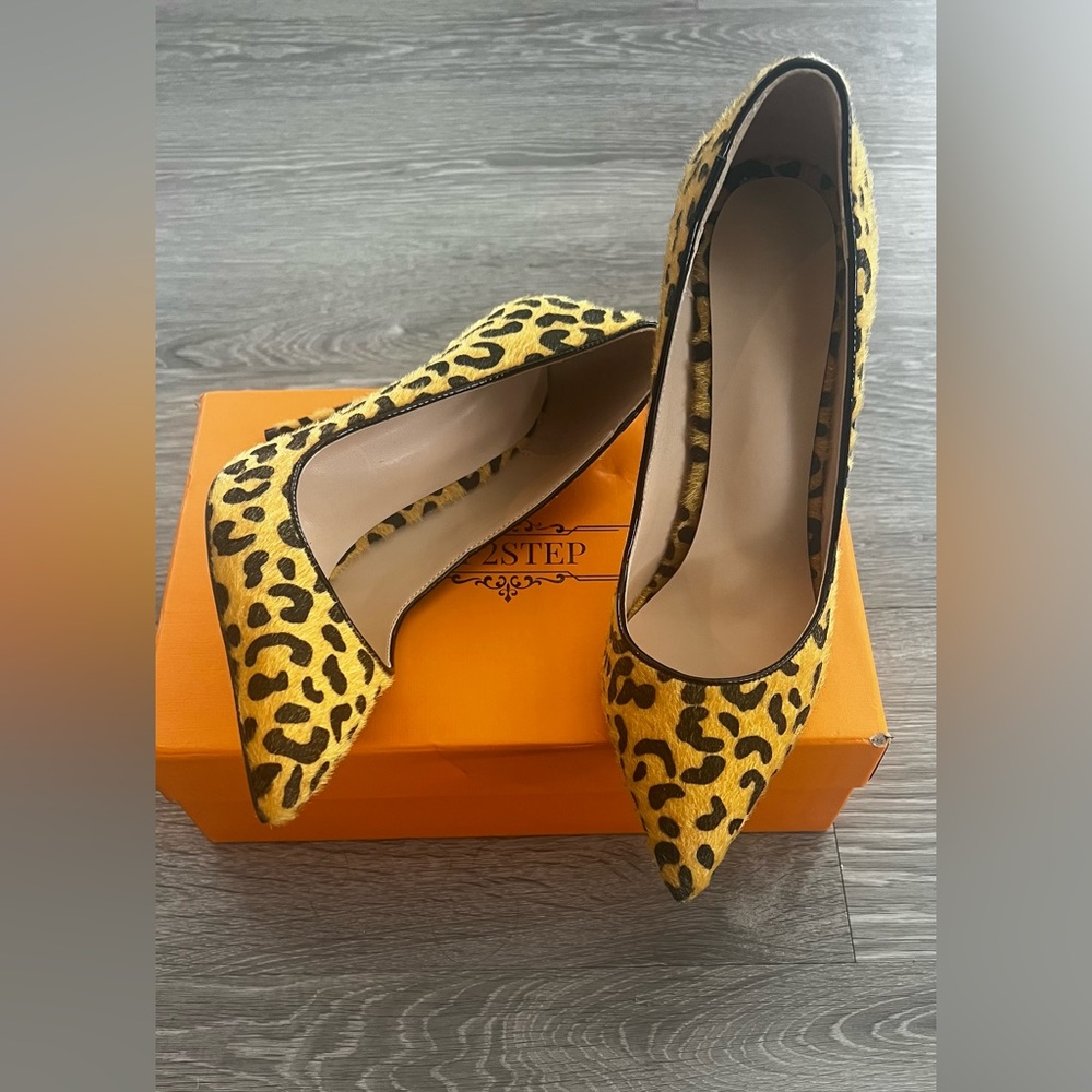 🔥 Hot Buy, never worn‼️